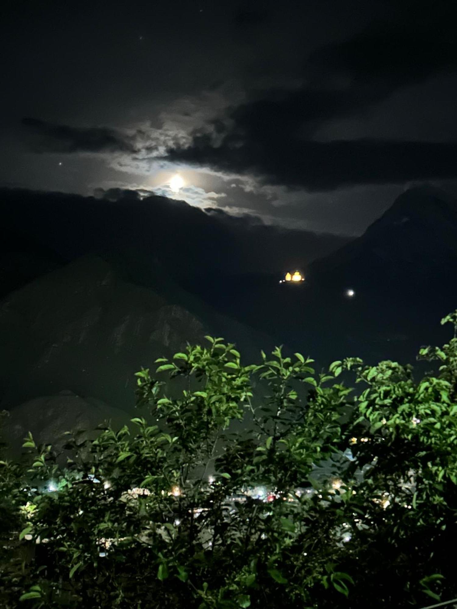 مبيت وإفطار كازباجي Mountain Heart المظهر الخارجي الصورة